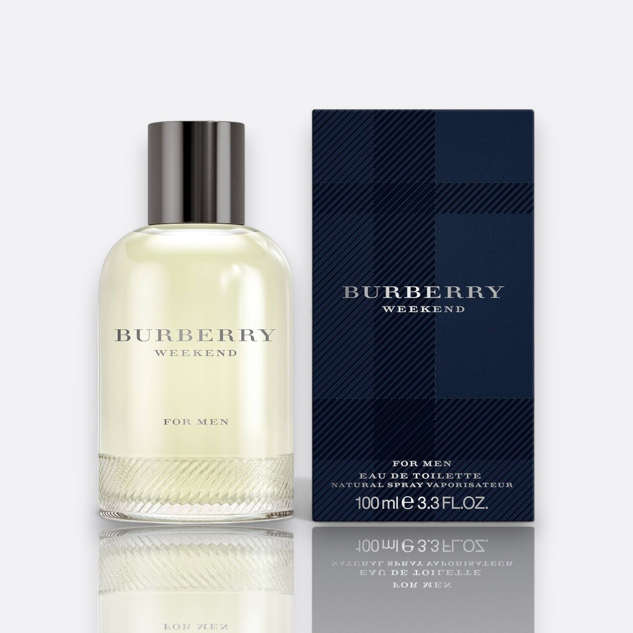 Burberry Weekend Eau de Toilette bottle – fresh men’s fragrance with citrus and woody notes for relaxed days