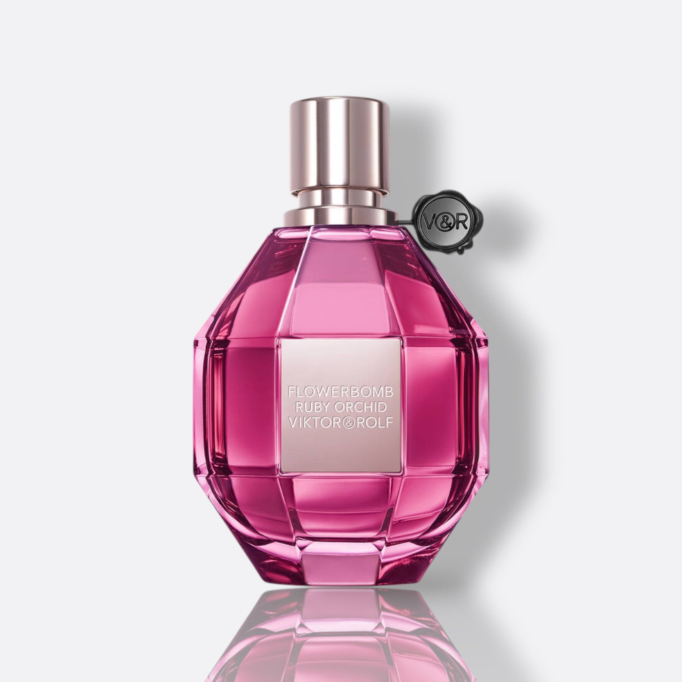 Flowerbomb Ruby Orchid Eau de Parfum – peach accord ruby orchid vanilla bean sweet fruity feminine fragrance bottle
