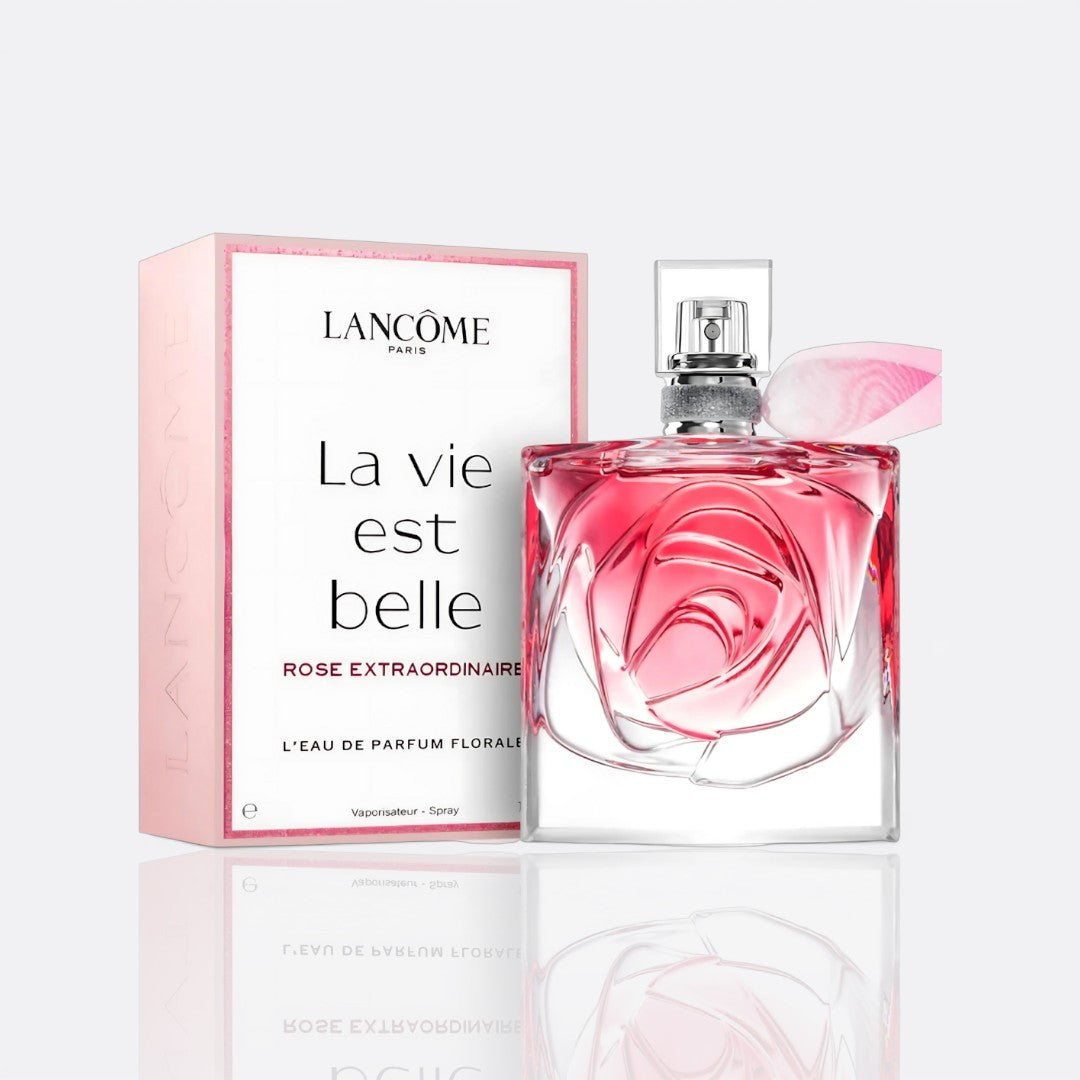 Bottle of La Vie Est Belle Rose Extraordinaire by Lancôme – floral women’s perfume with rose, vanilla, and woody notes
