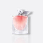 Bottle of La Vie Est Belle Eau de Parfum by Lancôme – floral women’s perfume with iris, jasmine, and praline notes
