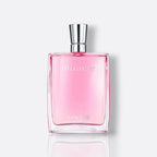 Bottle of Miracle by Lancôme – floral women’s perfume with lychee, peony, and jasmine notes
