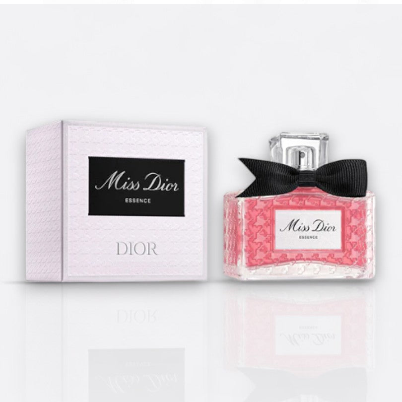 Miss Dior Essence for women – natural floral rose musk woody elegant fragrance